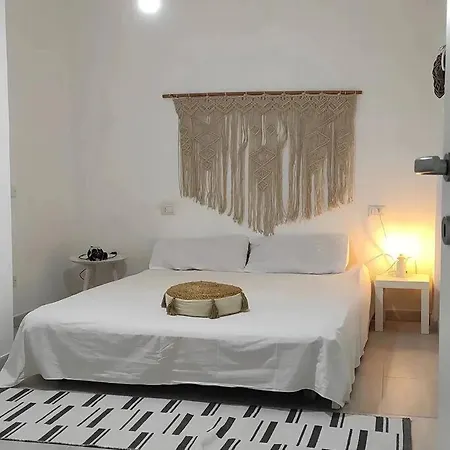 Apartamento U' Cortilettu 1o Piano - The Courtyard By The Seaside *