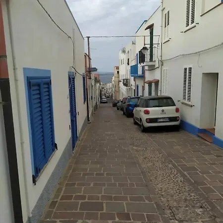 U' Cortilettu 1o Piano - The Courtyard By The Seaside *