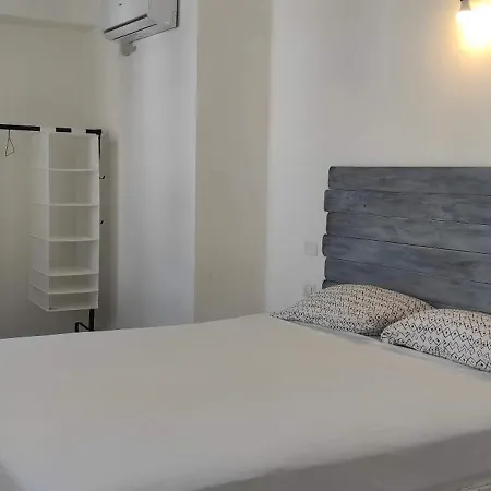 Apartamento U' Cortilettu 1o Piano - The Courtyard By The Seaside Calasetta