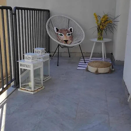 U' Cortilettu 1o Piano - The Courtyard By The Seaside